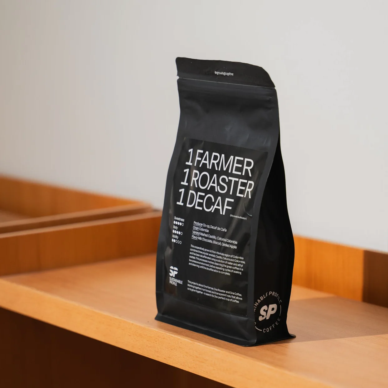 Sustainable Profile Coffee - Decaf packshot