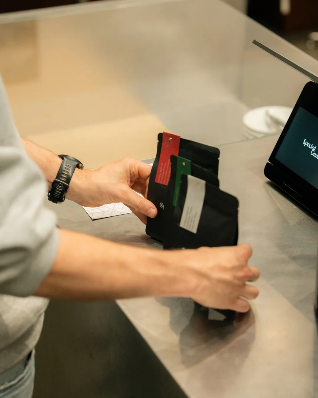 Christmas 2025-07 - Las Flores, Pink Bourbon Thermal Shock Decaf packshot