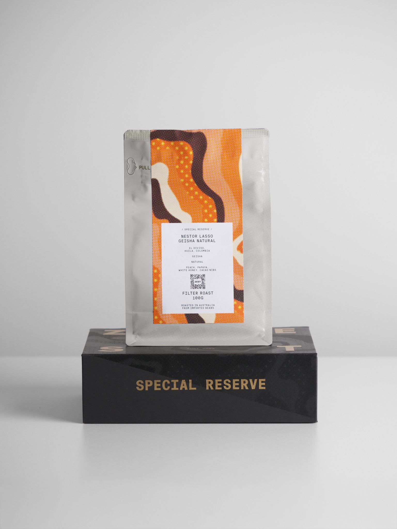 India Riverdale Estate Aroma packshot